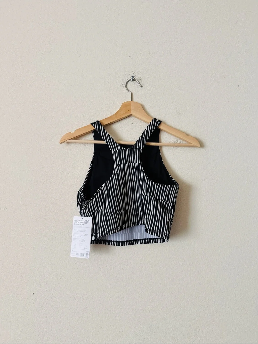 NWT Athleta SMALL A-C Conscious Crop Printed Bikini Top in striped print